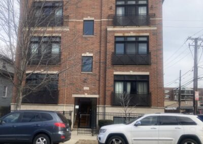5618 W Lawrence – Chicago