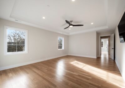 709 Elmore 11
