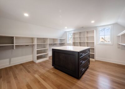709 Elmore 14