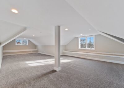 709 Elmore 17