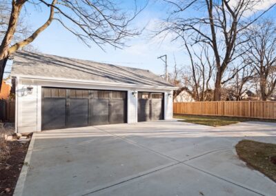 709 Elmore 40